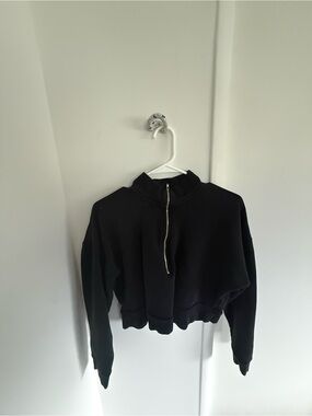 Reformation Black Cropped Half-Zip Sweatshirt